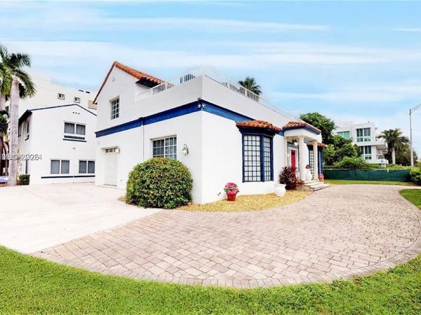 1400 West Ave , Miami Beach, FL 33139