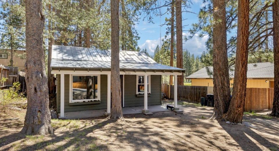 3533 Bobby Grey Circle, South Lake Tahoe, CA 96150 Photo
