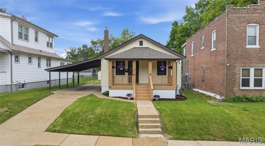 7078 Lindenwood Place , Saint Louis, MO 63109 Main Photo