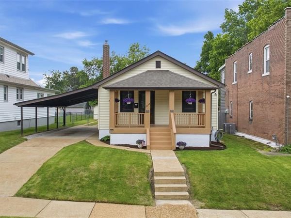 7078 Lindenwood Place , St Louis, MO 63109