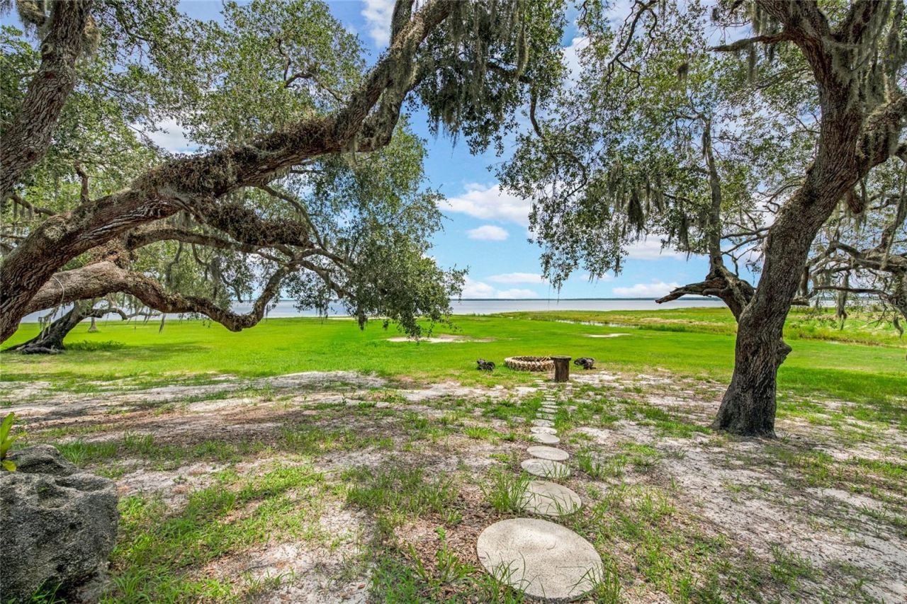2600 Fort Lane Road , Geneva, FL 32732 Photo