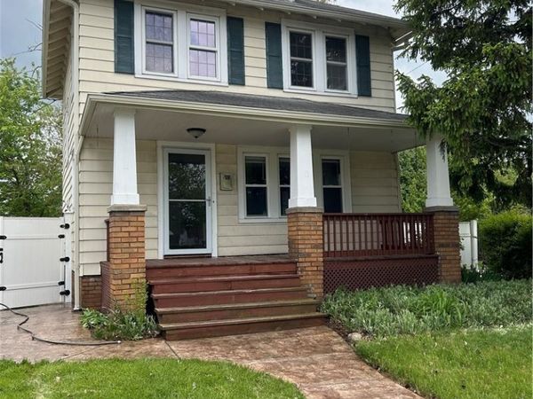5911 Velma Avenue , Parma, OH 44129