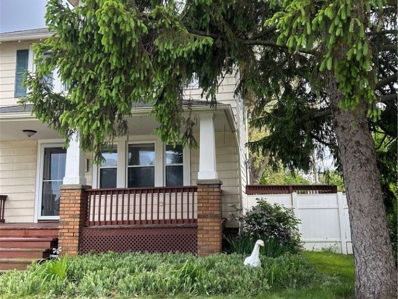 5911 Velma Avenue, Parma, OH 44129 Photo 2