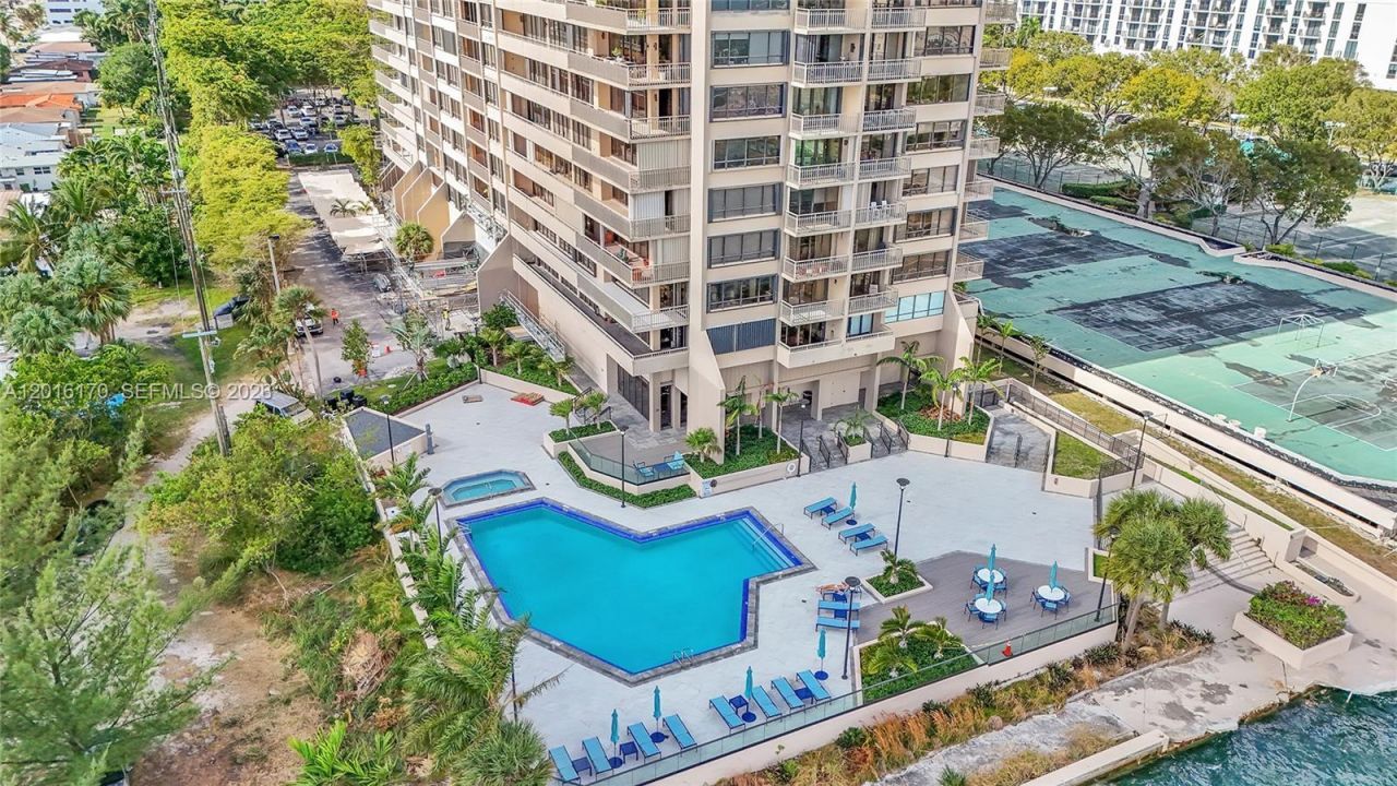 11113 Biscayne Blvd, Unit 255, Miami, FL 33181 Photo