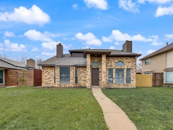 11805 Eloise Drive , Balch Springs, TX 75180