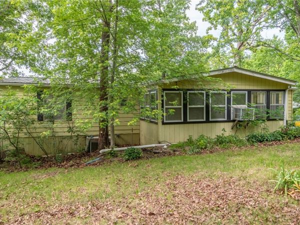 1247 W First Street , Lead Hill, AR 72644