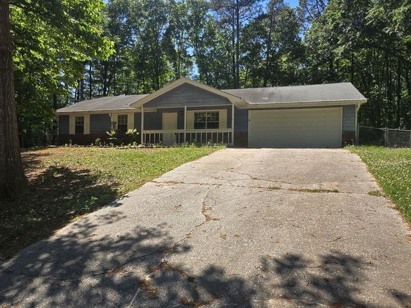 125 E Country Woods Drive, Covington, GA 30016