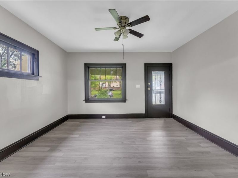 1144 E 145th Street, Unit 1/Right, Cleveland, OH 44110 Photo 4