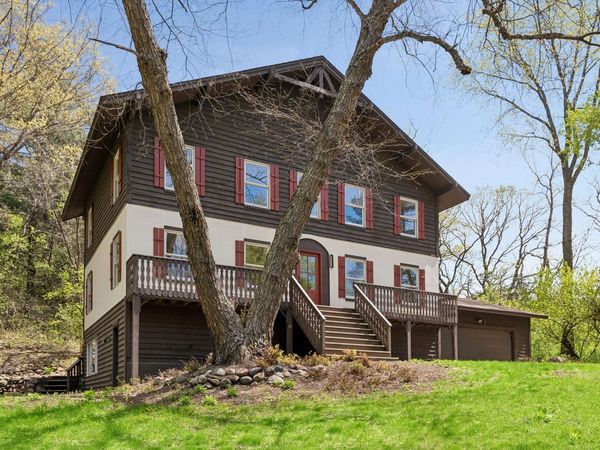 1323 Strawberry Hill Road S, Afton, MN 55001