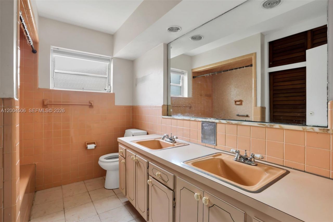 4201 Mckinley St , Hollywood, FL 33021 Photo