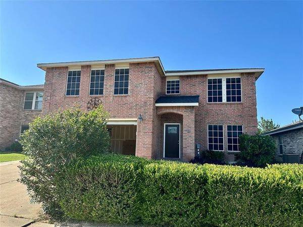 5525 Ventura Street , Fort Worth, TX 76244