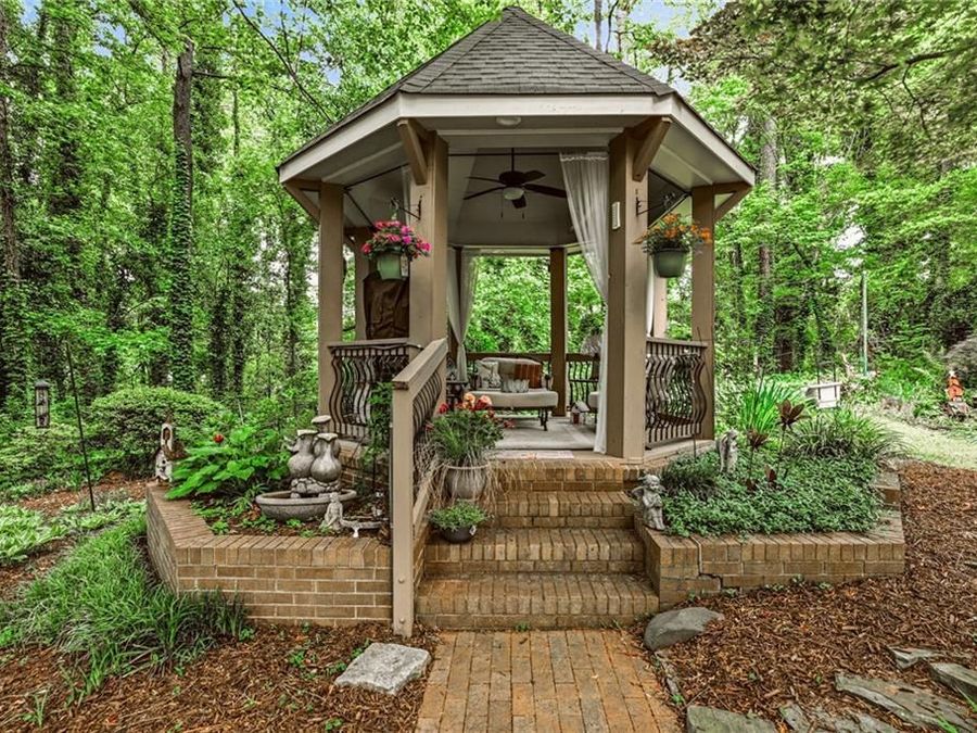 Property Image 38