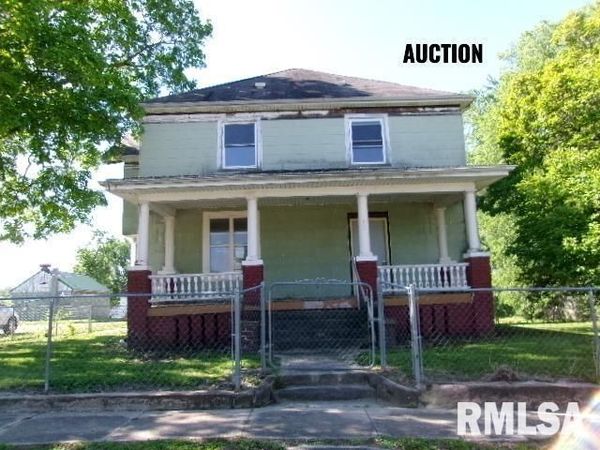 100 W MAIN Street, Ellisville, IL 61431