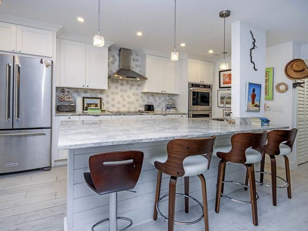 561 Periwinkle Way, Unit F3, Sanibel, FL 33957