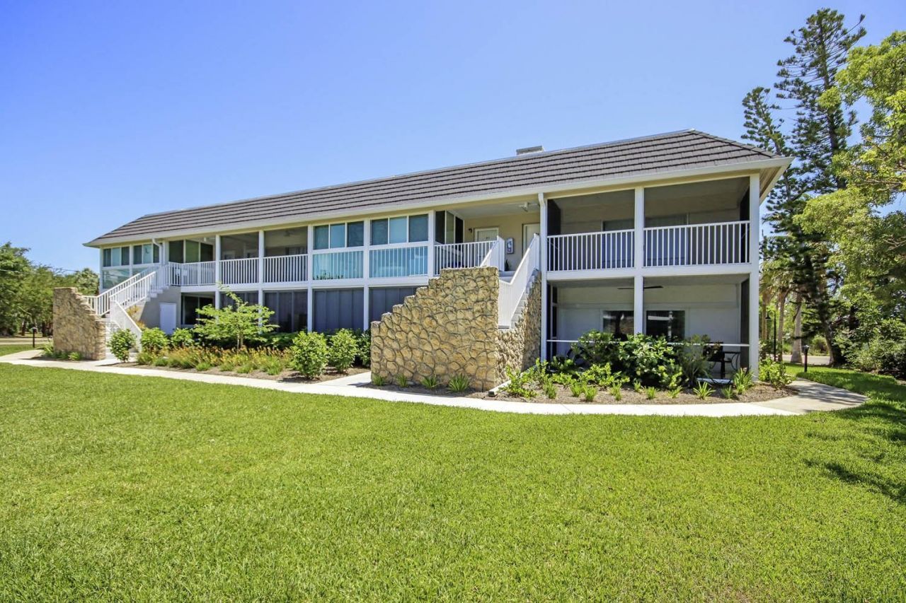 561 Periwinkle Way, Unit F3, Sanibel, FL 33957 Photo