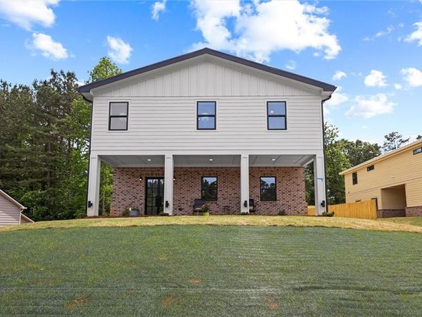 6852 Silver Maple Dr , Rex, GA 30273