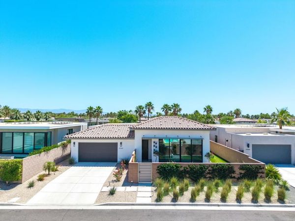 57644 Santo Thomas, La Quinta, CA 92253