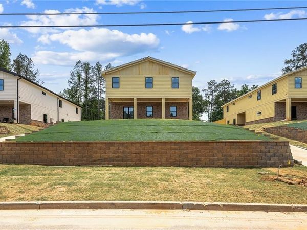 6848 Silver Maple Dr , Rex, GA 30273