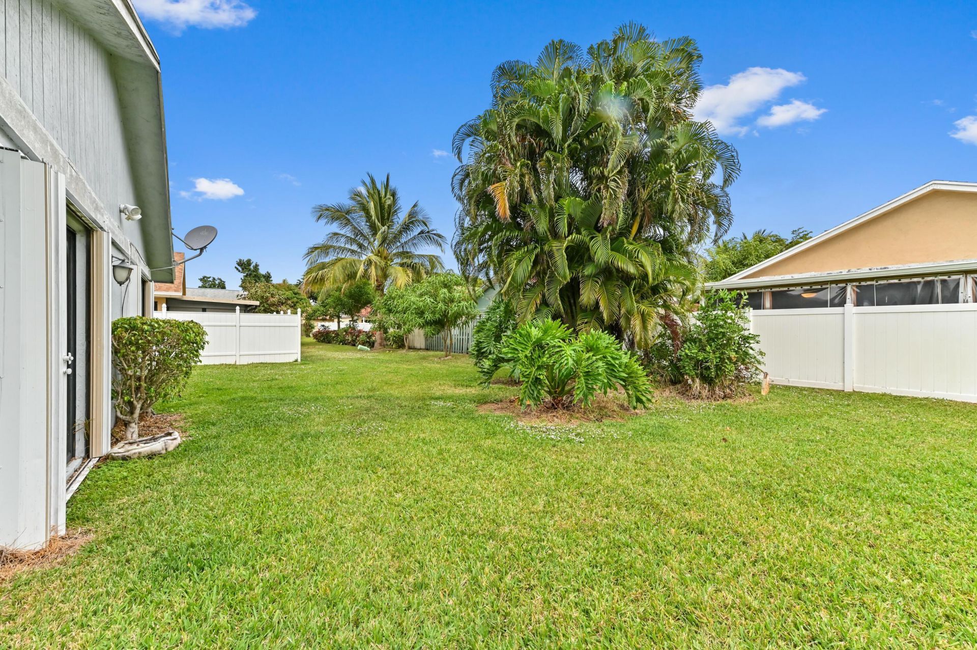 1390 Summit Run Circle, West Palm Beach, FL 33415 Photo