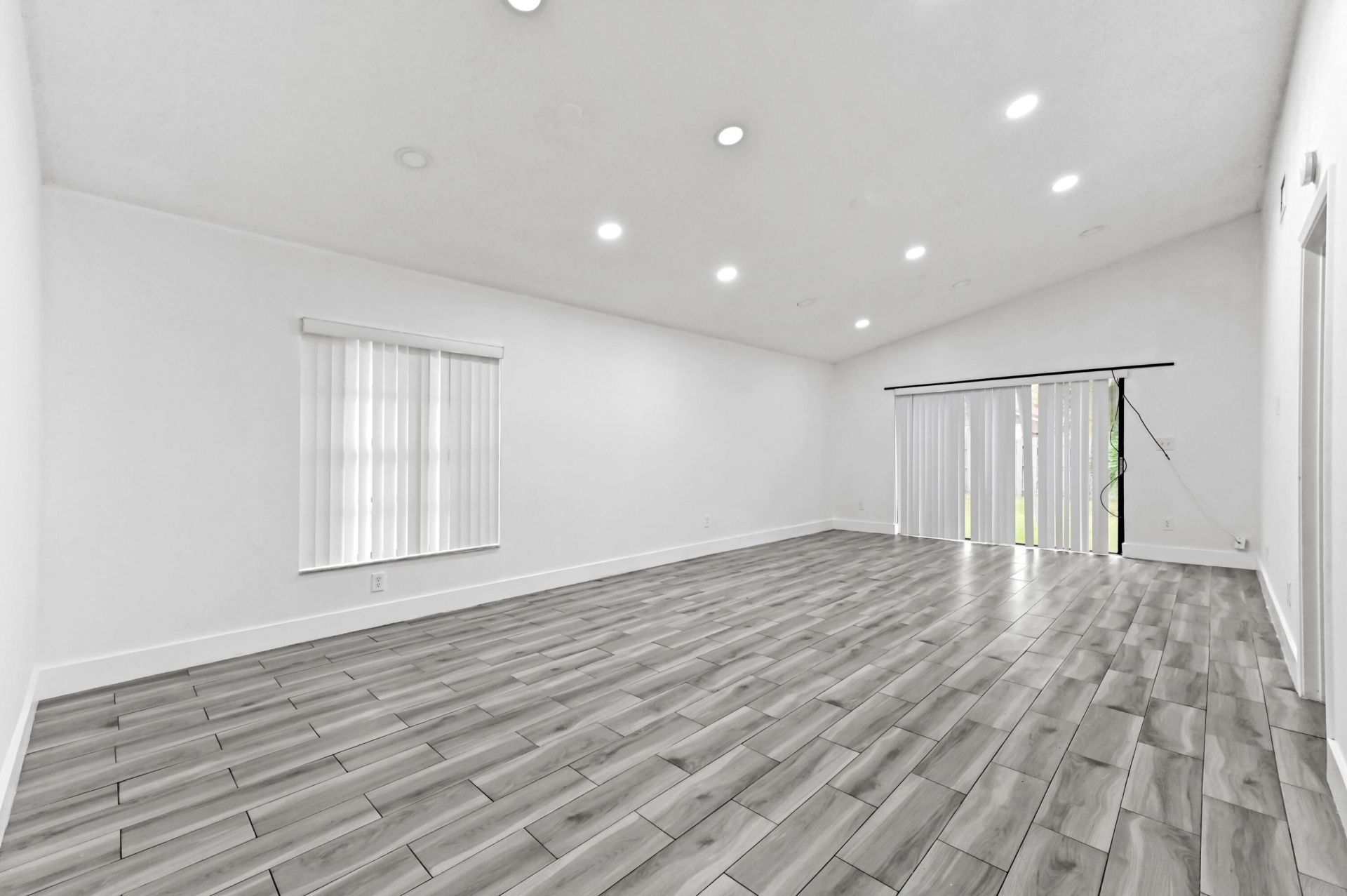 1390 Summit Run Circle, West Palm Beach, FL 33415 Photo