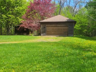 6758 Slocum Rd Road, Ontario, NY 14519