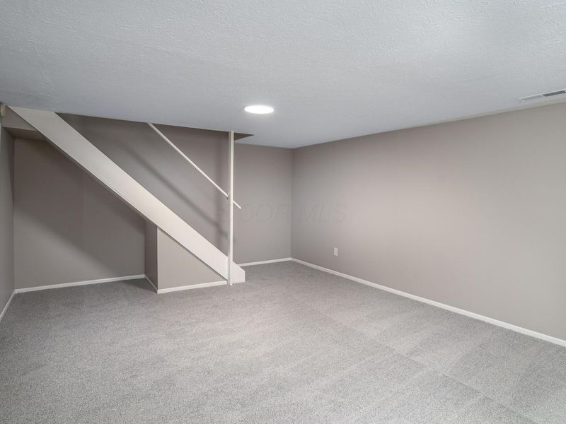 793 Crofton Circle, Reynoldsburg, OH 43068 Photo 16