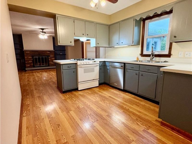 2281 Weymouth Road, Hinckley, OH 44233 Photo 7