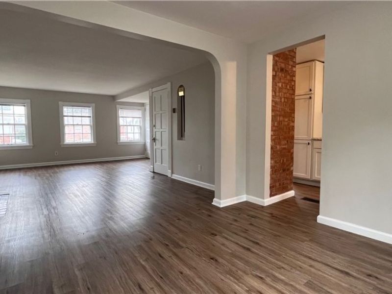 3397 Westbury Road, Shaker Heights, OH 44120 Photo 3