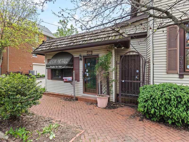 315 E Sycamore Street, Columbus, OH 43206 Photo 4