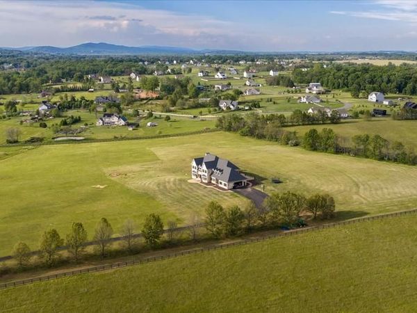 15028 MERRITT FARM LANE, LEESBURG, VA 20176