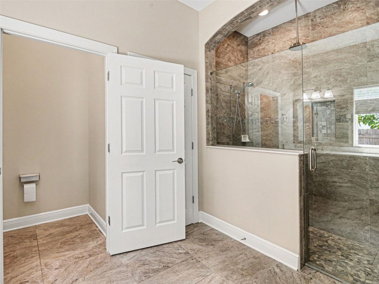 2424 Wood Street, Sarasota, FL 34237 Photo