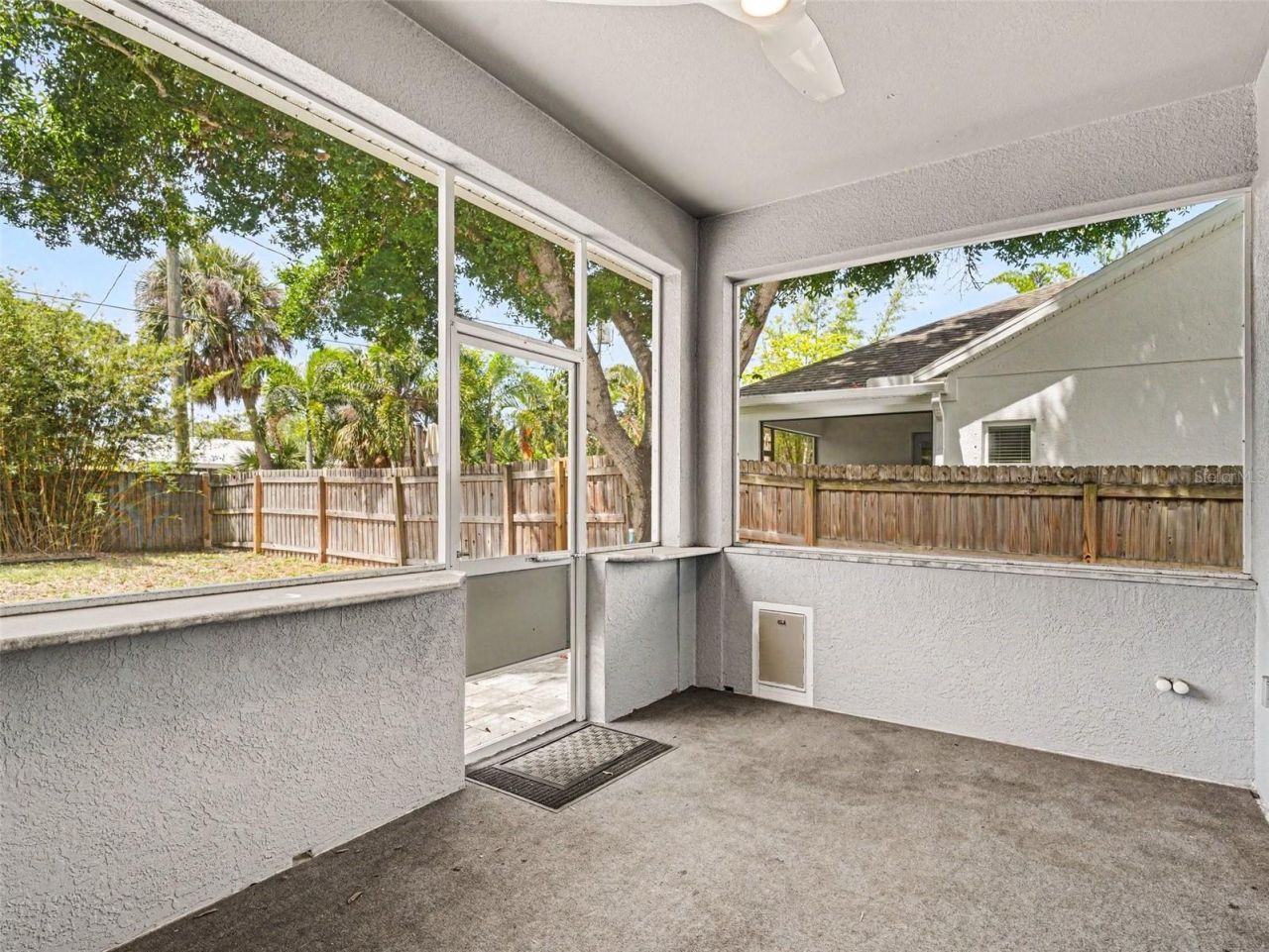 2424 Wood Street, Sarasota, FL 34237 Photo