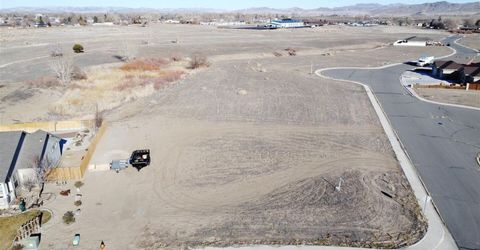 422 Seminole Drive, Yerington, NV 89447 Photo
