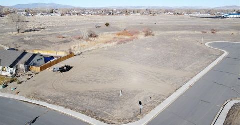 422 Seminole Drive, Yerington, NV 89447 Photo