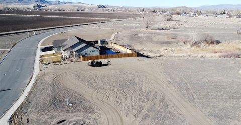 422 Seminole Drive, Yerington, NV 89447 Photo