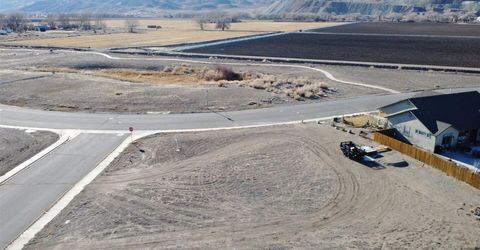 422 Seminole Drive, Yerington, NV 89447 Photo
