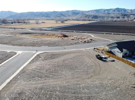422 Seminole Drive, Yerington, NV 89447 Photo