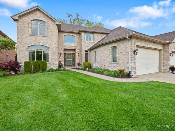 298 Cara Lane, Wood Dale, IL 60191