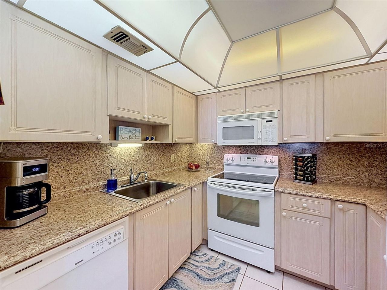 11935 Boynton Lane , Unit 17GB, New Port Richey, FL 34654 Photo