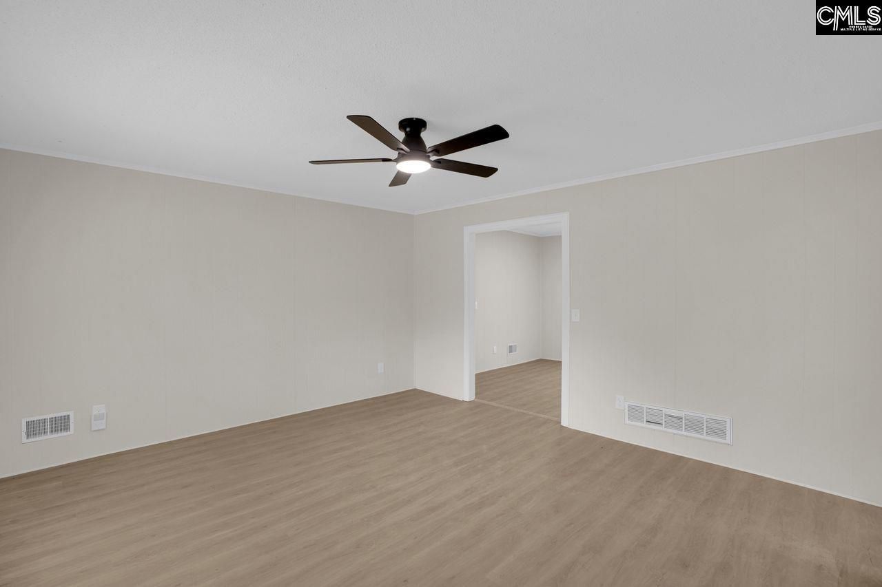 213 Crestmore Drive  Photo 13