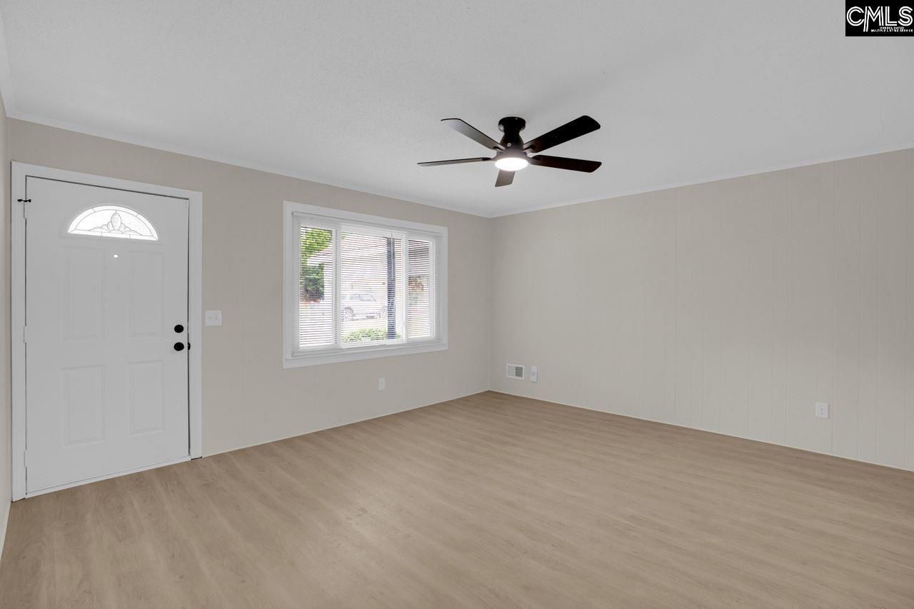 213 Crestmore Drive  Photo 14