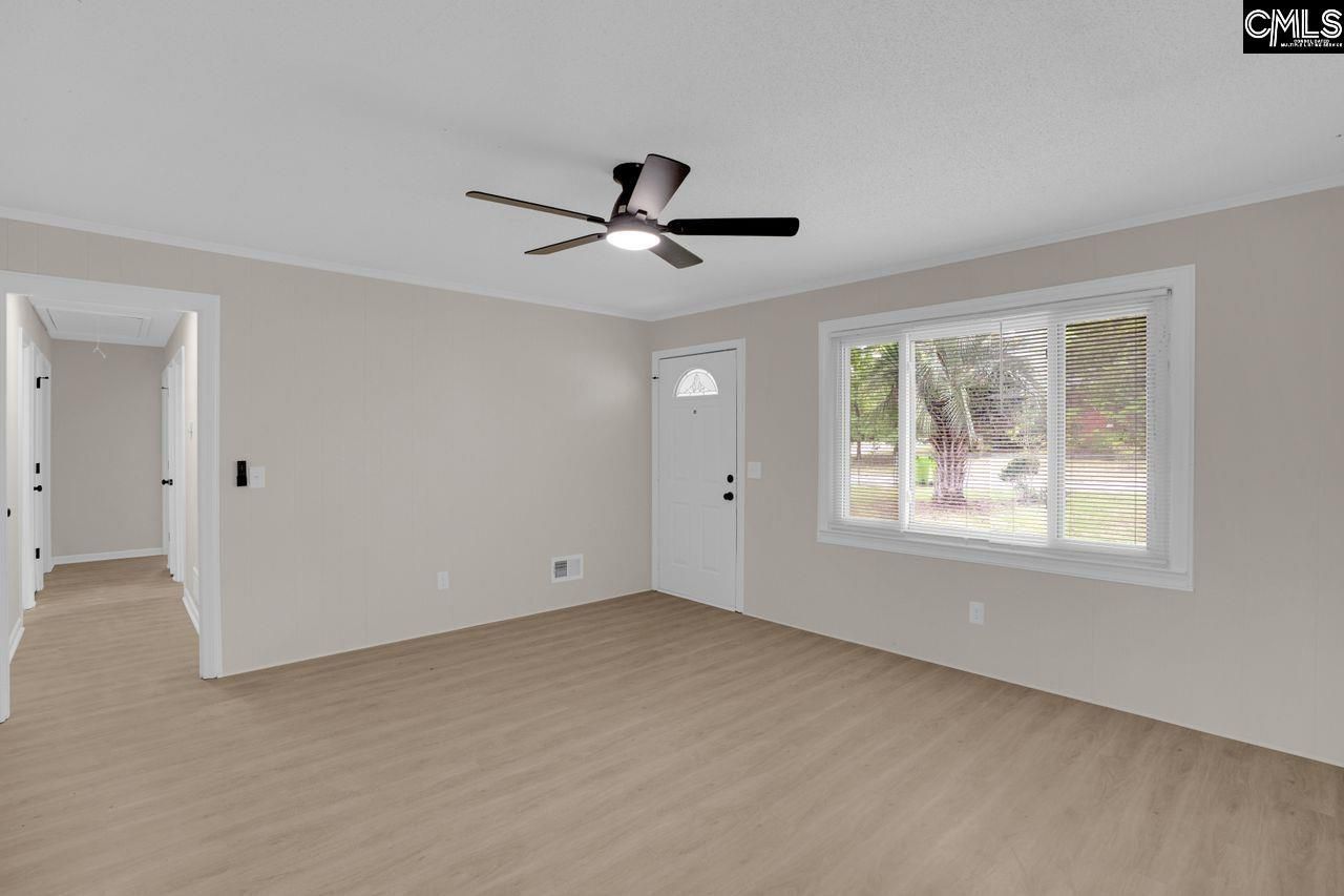 213 Crestmore Drive  Photo 15
