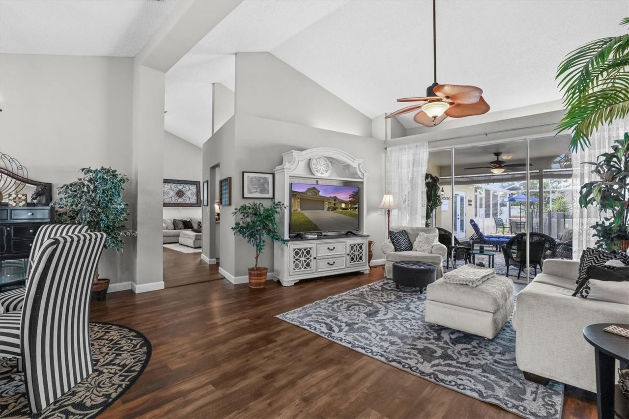 1049 Larkin Road , Spring Hill, FL 34608 Photo