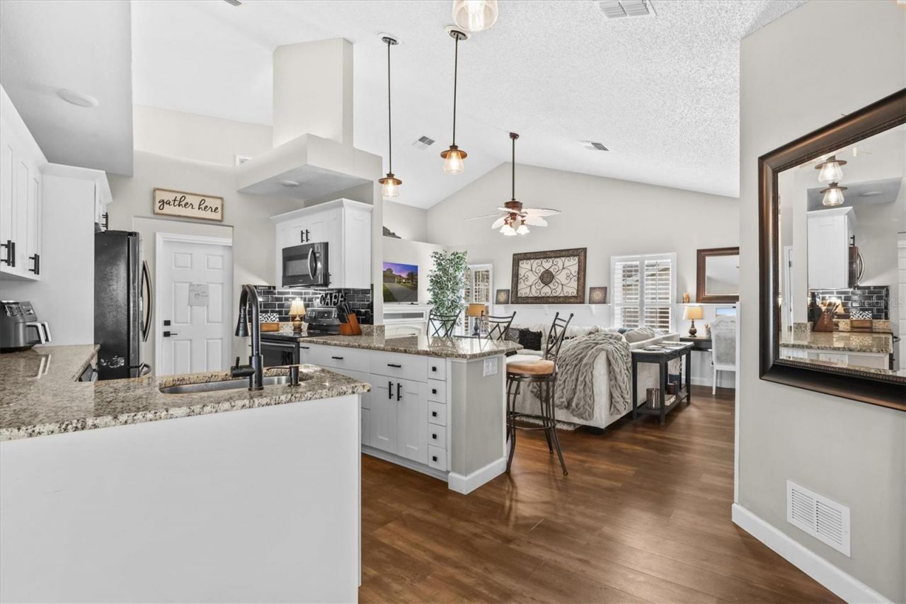 1049 Larkin Road , Spring Hill, FL 34608 Photo