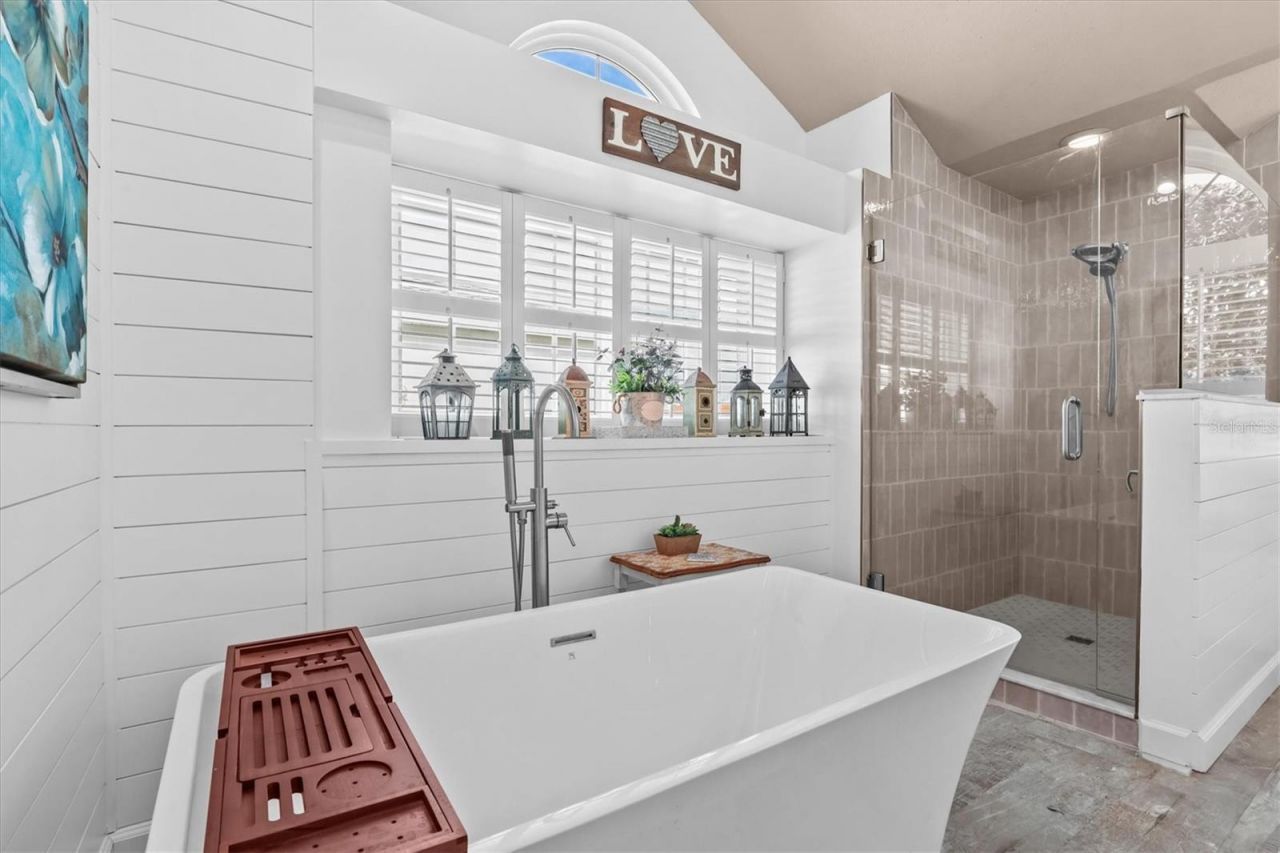 1049 Larkin Road , Spring Hill, FL 34608 Photo
