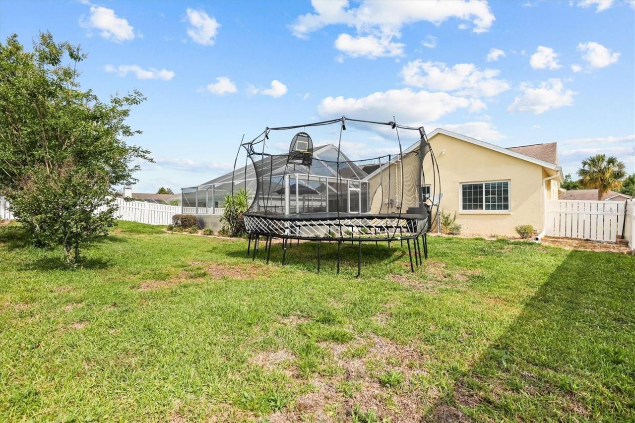 1049 Larkin Road , Spring Hill, FL 34608 Photo