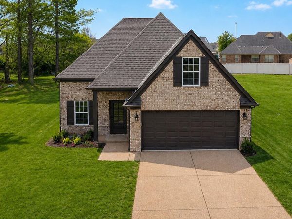 13915 Molly Madeline Lane, Olive Branch, MS 38654