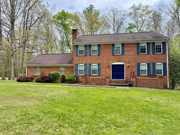 20 Hummingbird Lane, BECKLEY, WV 25801