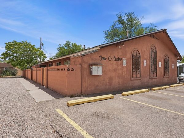304 Vassar Drive SE, Albuquerque, NM 87106