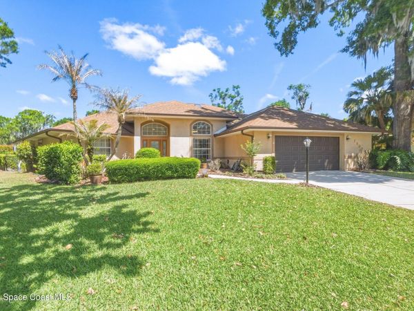 1960 Adale Court , Titusville, FL 32796